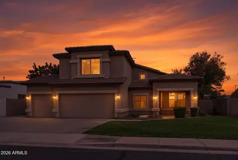 Exterior - 3316 E Maplewood St, Gilbert, AZ 85297 photo 10 of 10