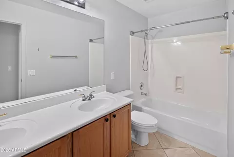 Bath - 3316 E Maplewood St, Gilbert, AZ 85297 photo 5 of 6