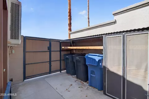 Exterior - 3316 E Maplewood St, Gilbert, AZ 85297 photo 7 of 10