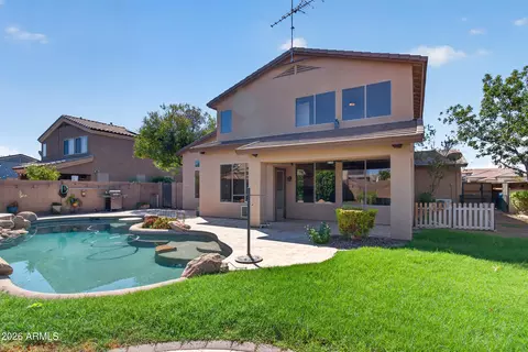 Exterior - 3316 E Maplewood St, Gilbert, AZ 85297 photo 4 of 10