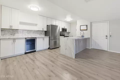 2938 N 61st Pl #227, Scottsdale, AZ 85251