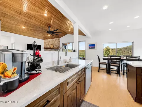 Kitchen - 9155 W Tomahawk Trl, Pine, AZ 85544 photo 4 of 4