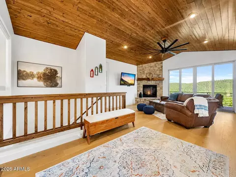 Living - 9155 W Tomahawk Trl, Pine, AZ 85544 photo 1 of 4