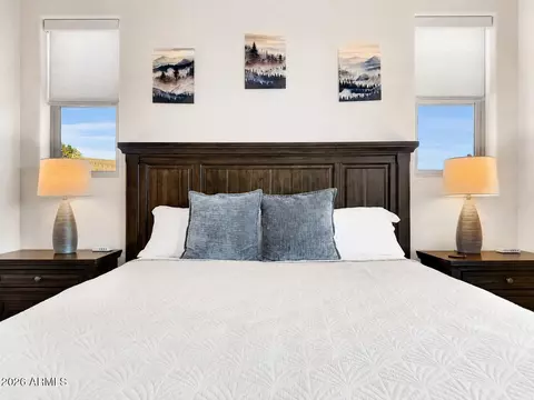 Bedroom - 9155 W Tomahawk Trl, Pine, AZ 85544 photo 3 of 5