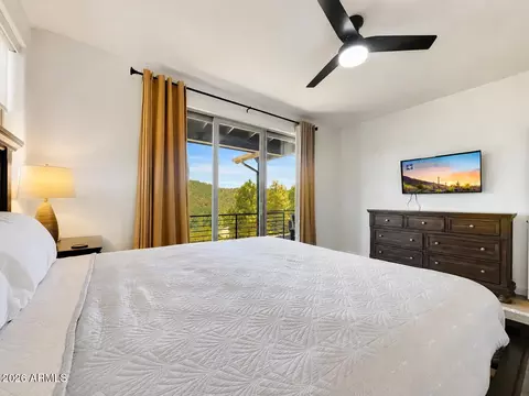 Bedroom - 9155 W Tomahawk Trl, Pine, AZ 85544 photo 2 of 5