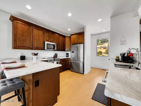 Kitchen - 9155 W Tomahawk Trl, Pine, AZ 85544 photo 2 of 4