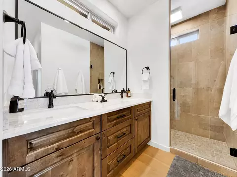 Bath - 9155 W Tomahawk Trl, Pine, AZ 85544 photo 1 of 5