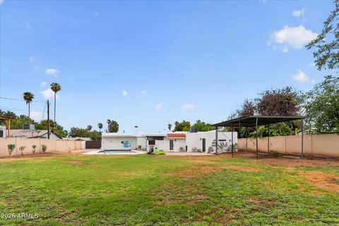 Exterior - 2334 W Augusta Ave, Phoenix, AZ 85021 photo 4 of 6