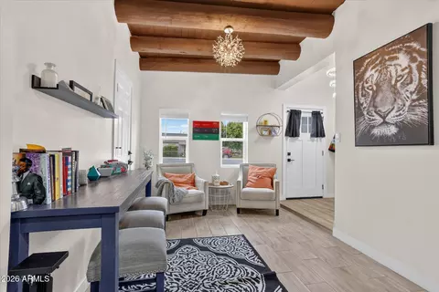 Entry Way - 2334 W Augusta Ave, Phoenix, AZ 85021 photo 2 of 5