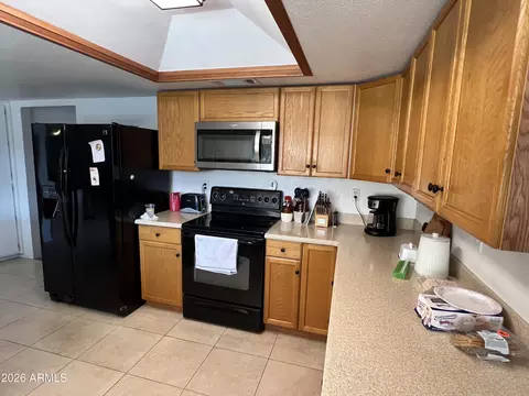 Kitchen - 1701 E Julie Dr, Tempe, AZ 85283 photo 2 of 2