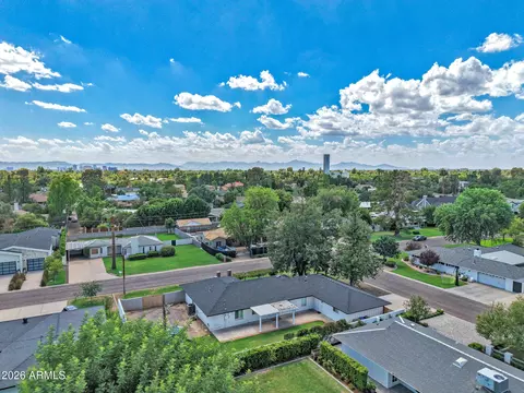 View/Area - 128 E Myrtle Ave, Phoenix, AZ 85020 photo 9 of 11