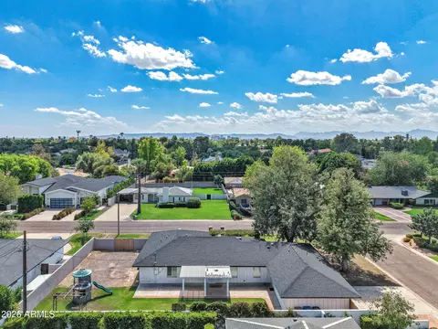 View/Area - 128 E Myrtle Ave, Phoenix, AZ 85020 photo 8 of 11