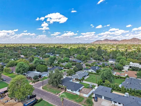View/Area - 128 E Myrtle Ave, Phoenix, AZ 85020 photo 5 of 11