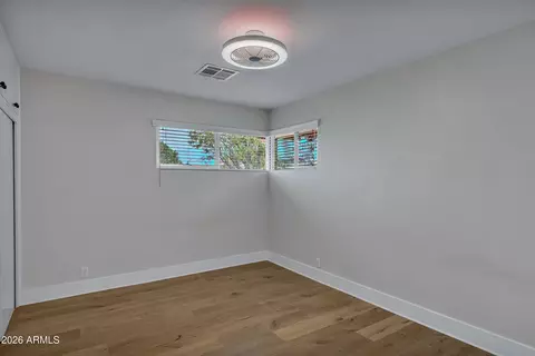 Bedroom - 128 E Myrtle Ave, Phoenix, AZ 85020 photo 3 of 4