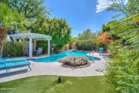 Exterior - 1611 E Redfield Rd, Phoenix, AZ 85022 photo 10 of 14