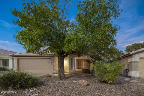131 N Del Pueblo Pl, Chandler, AZ 85226