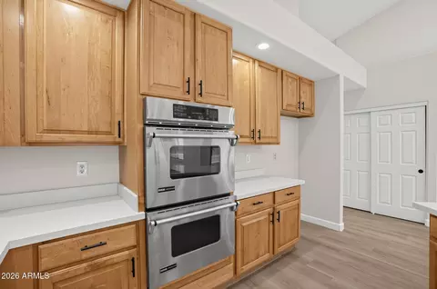 Kitchen - 9450 E Nance St, Mesa, AZ 85207 photo 4 of 5