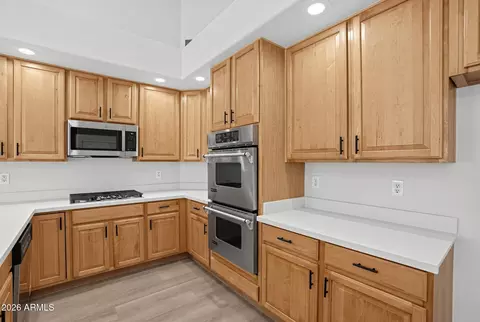 Kitchen - 9450 E Nance St, Mesa, AZ 85207 photo 2 of 5