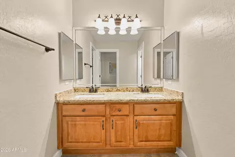 Bath - 2656 E Haymore Ct, Gilbert, AZ 85298 photo 6 of 7
