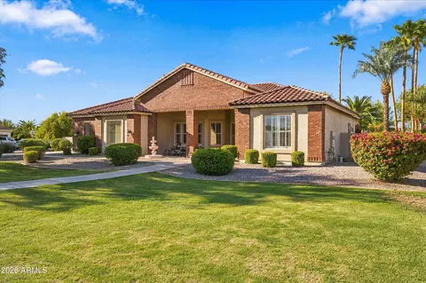 Exterior - 2656 E Haymore Ct, Gilbert, AZ 85298 photo 2 of 20