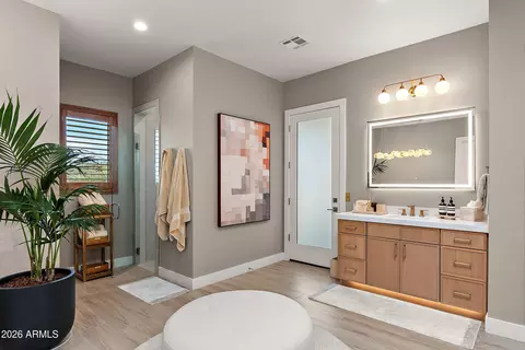 Bath - 1816 E Fortune Dr, Phoenix, AZ 85086 photo 6 of 11