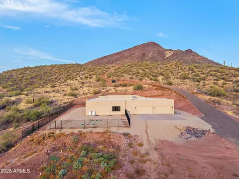 Exterior - 1816 E Fortune Dr, Phoenix, AZ 85086 photo 8 of 13