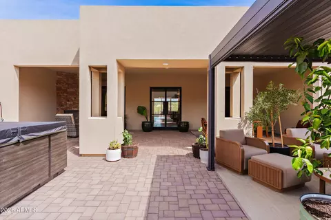 Exterior - 1816 E Fortune Dr, Phoenix, AZ 85086 photo 3 of 13