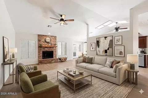 Living - 620 E Appaloosa Rd, Gilbert, AZ 85296 photo 1 of 4