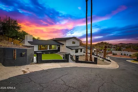 Exterior - 1315 Echo Ln, Phoenix, AZ 85020 photo 3 of 23