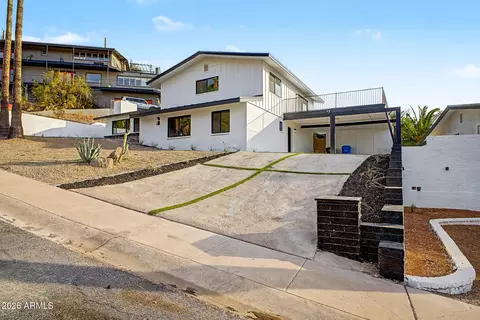 Exterior - 1315 Echo Ln, Phoenix, AZ 85020 photo 8 of 23