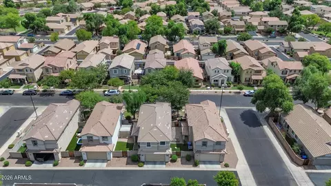 View/Area - 2898 S Hansen Dr, Gilbert, AZ 85295 photo 5 of 10