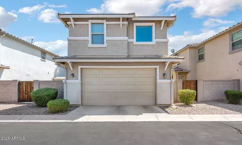 Exterior - 2898 S Hansen Dr, Gilbert, AZ 85295 photo 2 of 5