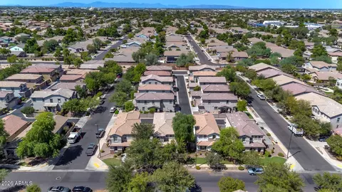 View/Area - 2898 S Hansen Dr, Gilbert, AZ 85295 photo 1 of 10