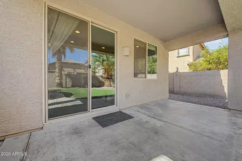 Exterior - 946 E Wimpole Ave, Gilbert, AZ 85297 photo 6 of 13