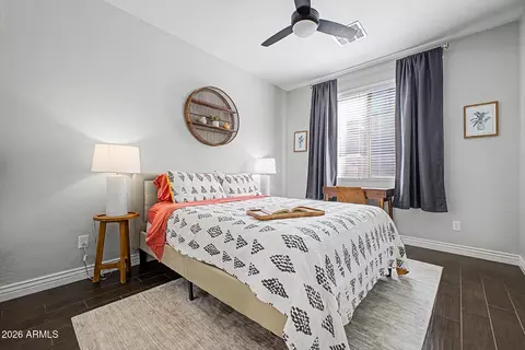 Bedroom - 946 E Wimpole Ave, Gilbert, AZ 85297 photo 5 of 7