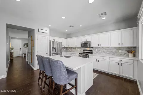 Kitchen - 946 E Wimpole Ave, Gilbert, AZ 85297 photo 1 of 4