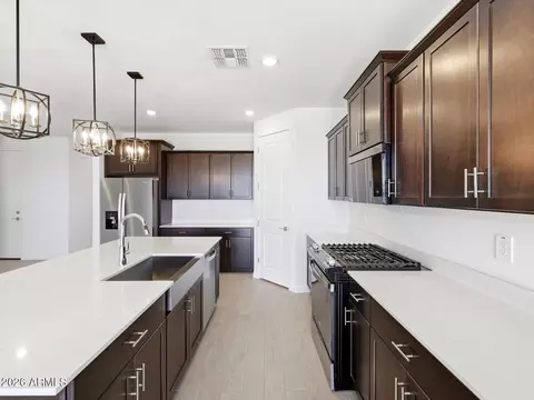 30575 W Hackberry Ln, Buckeye, AZ 85396