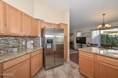 Kitchen - 4616 E Danbury Rd, Phoenix, AZ 85032 photo 6 of 6