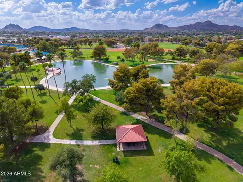 View/Area - 3601 E Charter Oak Rd, Phoenix, AZ 85032 photo 12 of 20