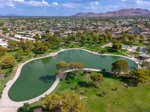 View/Area - 3601 E Charter Oak Rd, Phoenix, AZ 85032 photo 15 of 20