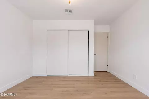 Bedroom - 3601 E Charter Oak Rd, Phoenix, AZ 85032 photo 5 of 5