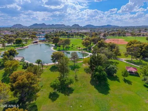 View/Area - 3601 E Charter Oak Rd, Phoenix, AZ 85032 photo 14 of 20