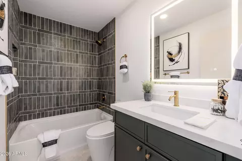 Bath - 3601 E Charter Oak Rd, Phoenix, AZ 85032 photo 4 of 4