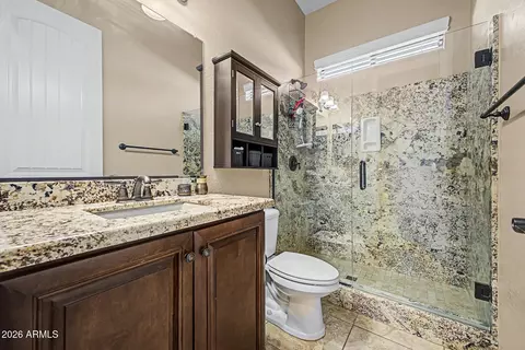 Bath - 9042 E Ivyglen Cir, Mesa, AZ 85207 photo 4 of 4