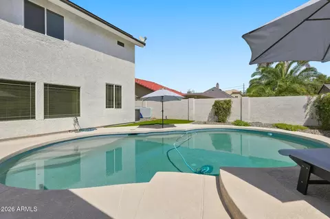 Exterior - 931 Encinas Ave, Gilbert, AZ 85234 photo 9 of 11