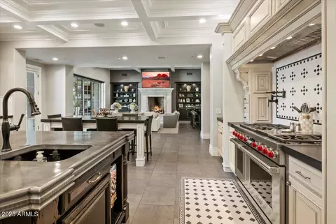 Kitchen - 2205 E Colter St, Phoenix, AZ 85016 photo 3 of 3