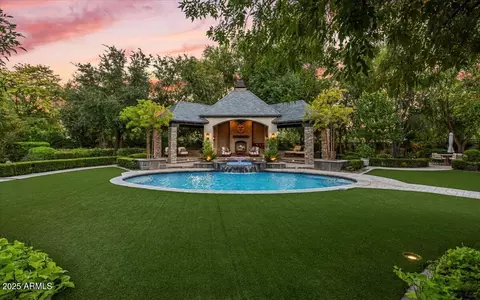 Exterior - 2205 E Colter St, Phoenix, AZ 85016 photo 9 of 17