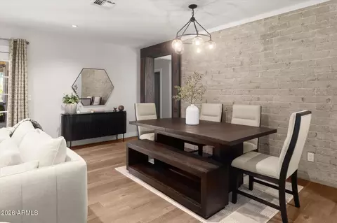 Dining - 4022 E Avalon Dr, Phoenix, AZ 85018 photo 2 of 2