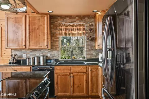 Kitchen - 3119 N Kysar Way N, Pine, AZ 85544 photo 4 of 7