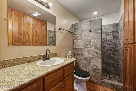 Bath - 3119 N Kysar Way N, Pine, AZ 85544 photo 2 of 2